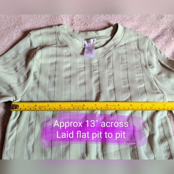 Ardene size Medium NWT sage green long sleeve crop style t shirt pullover - Picture 3 of 9